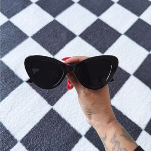 Vintage Style Cat Eye Sunglasses